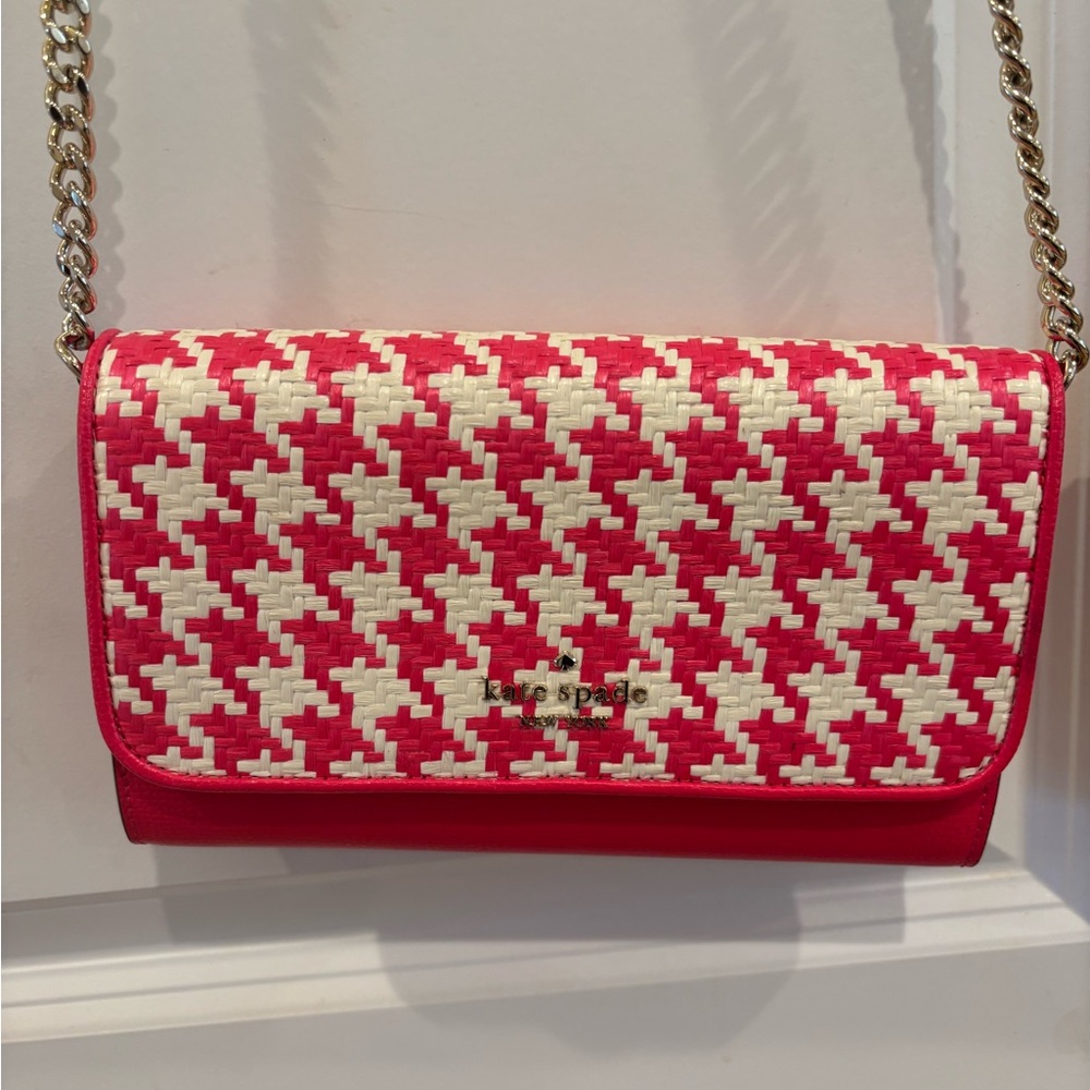 kate spade Hot Pink and White Woven Crossbody with Gold Chain.  Never used